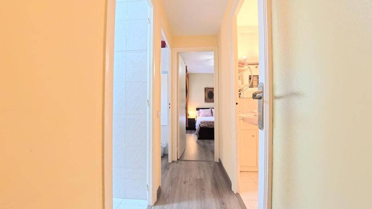 Foto 5 von 46: Two-Bedroom Apartment