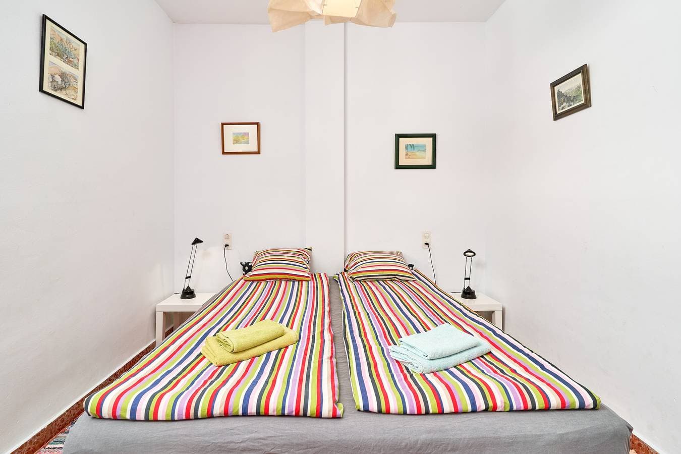 Foto 9 von 25: Ferienwohnung 'Apartamento 1a línea La Herradura' mit Meerblick, WLAN & Klimaanlage
