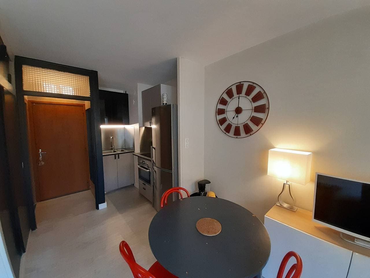 Foto 7 von 15: Renoviertes Studio im Zentrum für 2 Pers.