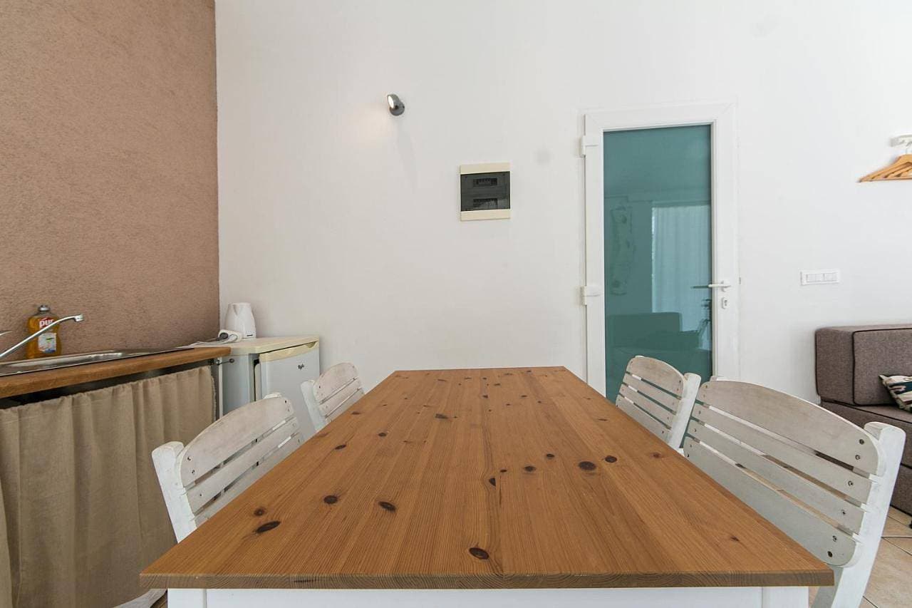 Foto 13 von 16: Studio with Terrace and Sea View