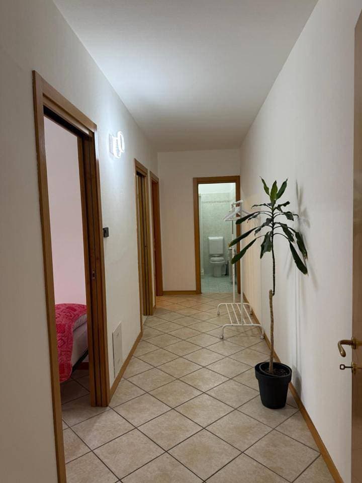 Foto 10 von 14: Two-Bedroom Apartment