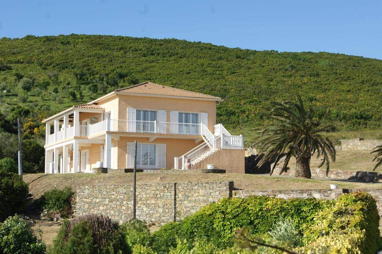 Vue sur mer - Appartement Les Pins 1