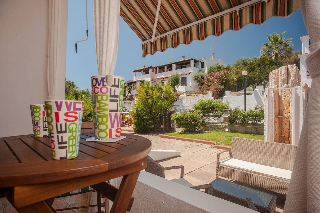 Foto 4 von 24: Ferienwohnung "Piano Terra" nahe dem Strand mit A/C, Veranda & Garten