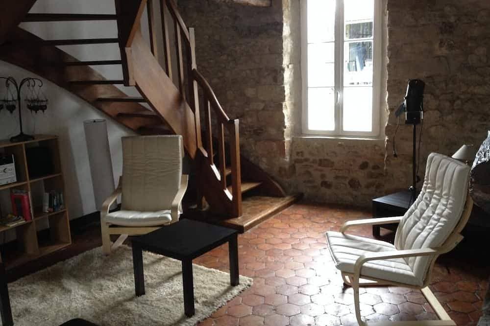 Foto 6 von 6: Farmhouse in  French countryside, long stays only, 1 hour 15 minutes from Paris