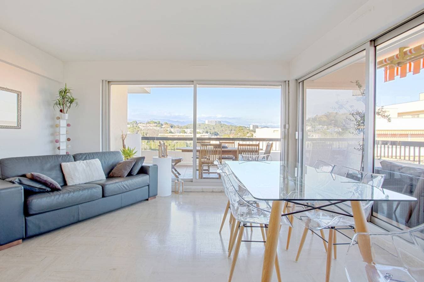 Foto 9 von 12: Wohnung mit Parking, Terrasse & Aussicht in Villeneuve-Loubet - Welkeys