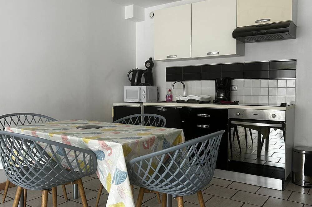 Foto 7 von 11: T2 ground floor near town center and beaches