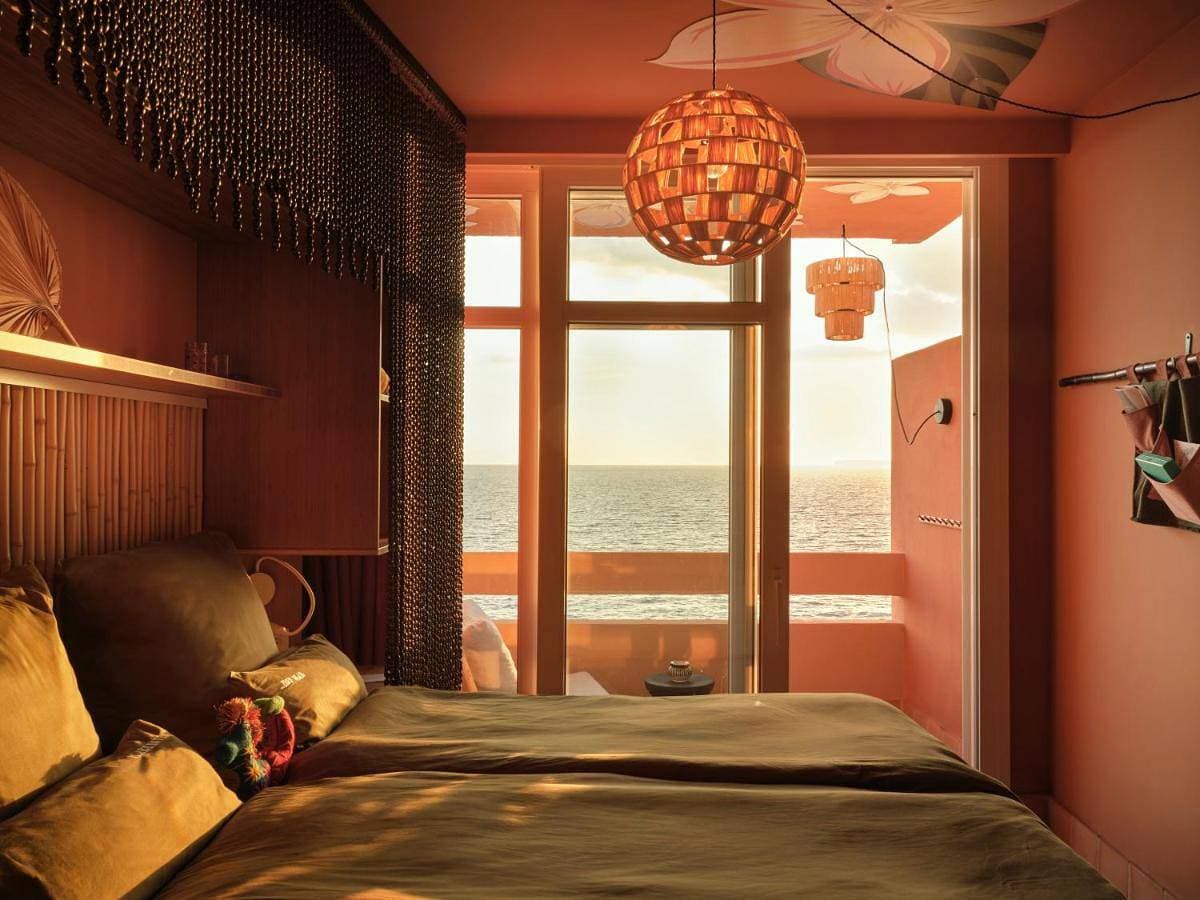 Foto 2 von 12: Double Room with Balcony
