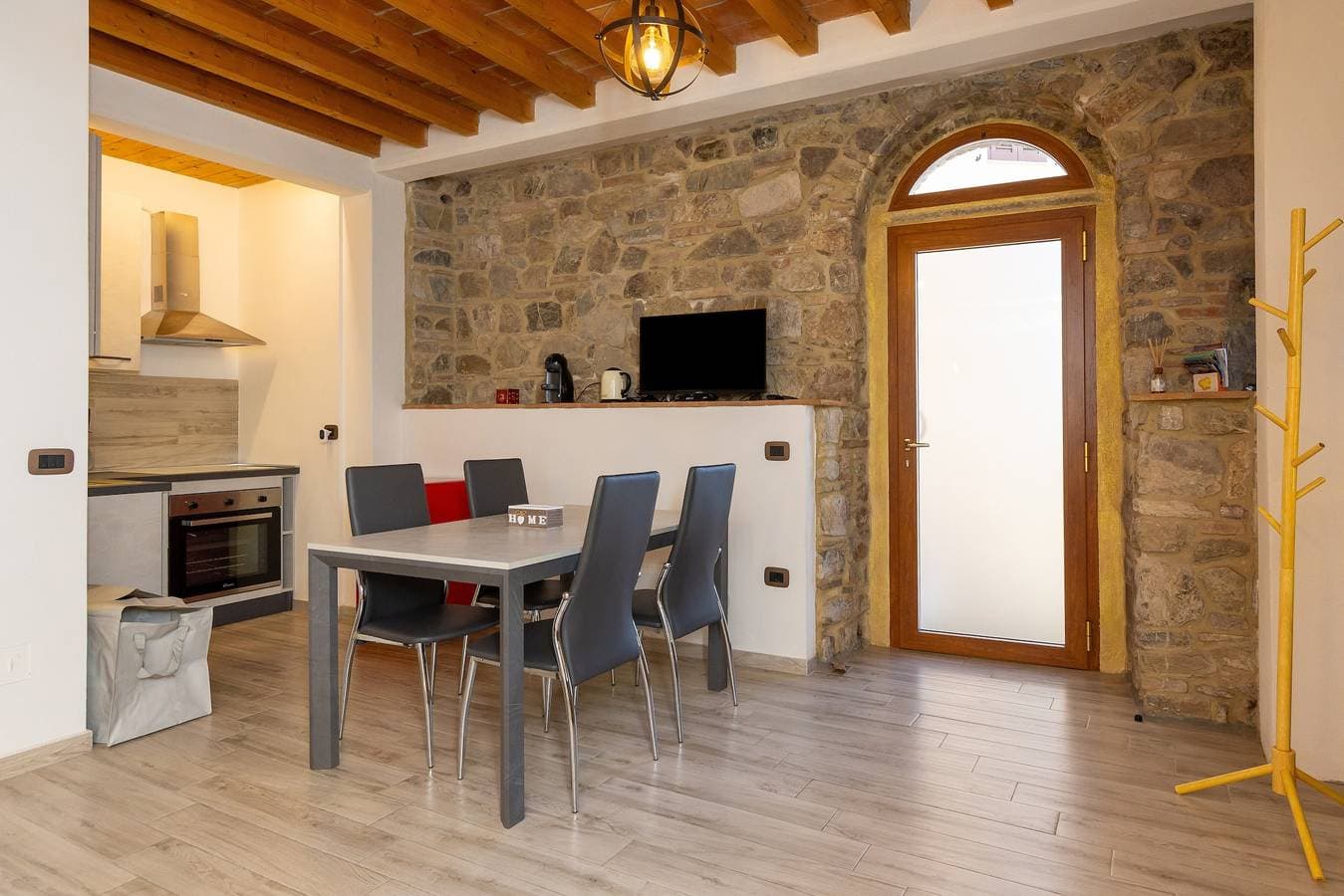 Foto 2 von 36: Casa Poggivecchi im Herzen von Castellina Marittima