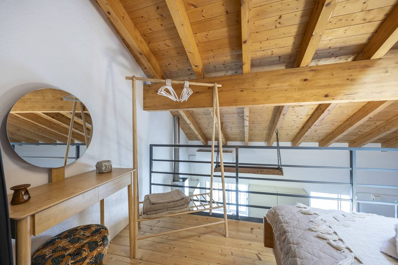 Foto 11 von 22: Casa Abraço - Terrasse mit Flussblick in Ferragudo
