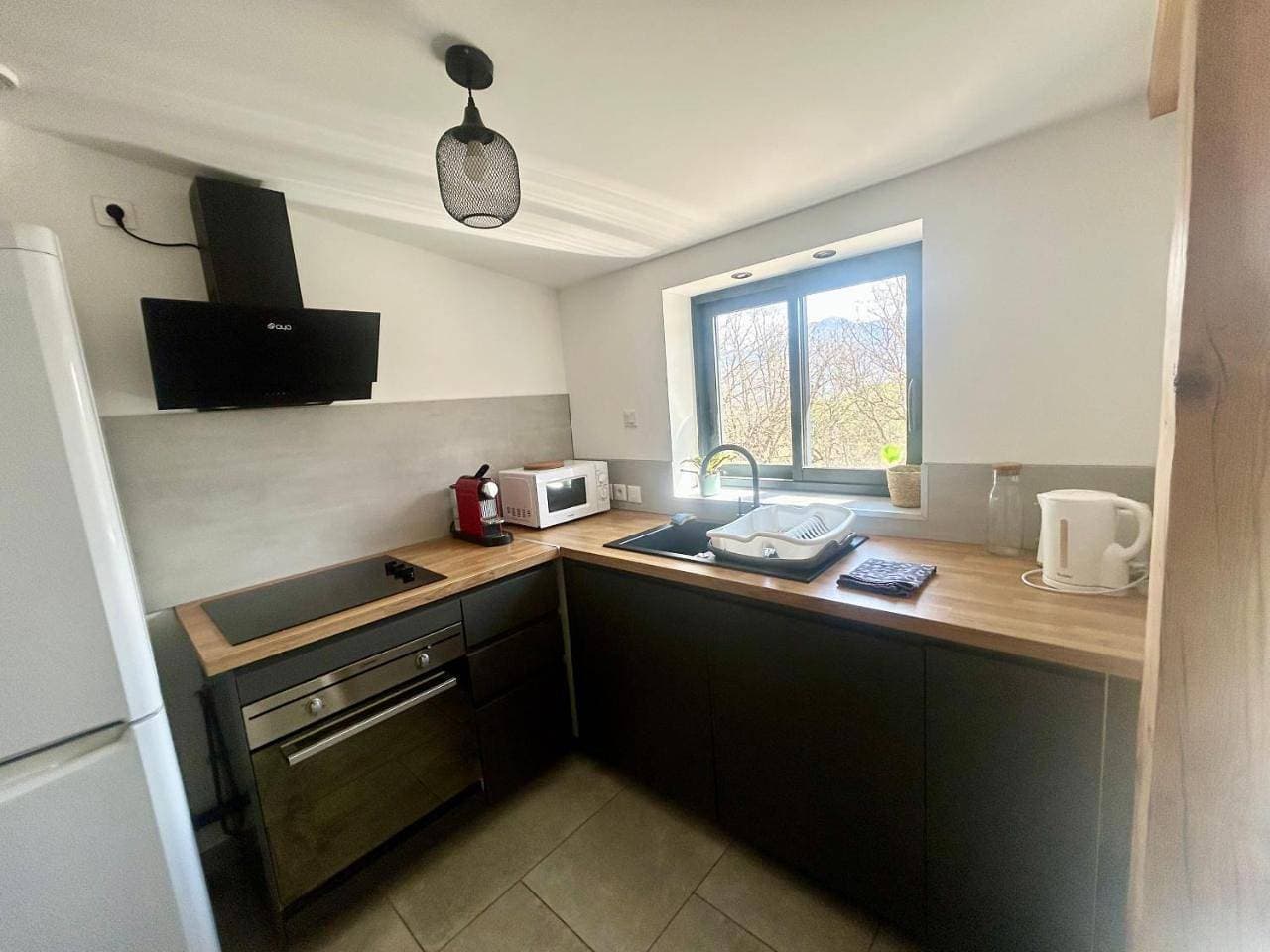 Foto 7 von 14: Three-Bedroom House