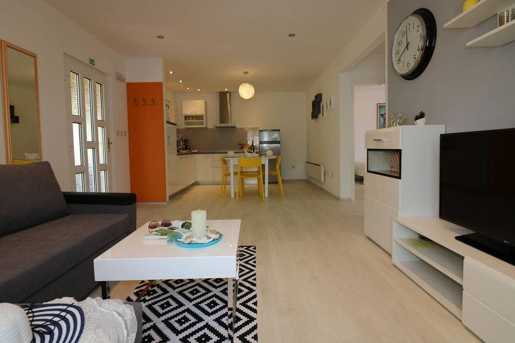 Ferienhaus in Poreč mit Terrasse, Klimaanlage, W-Lan, Spülmaschine (4400-1) 1