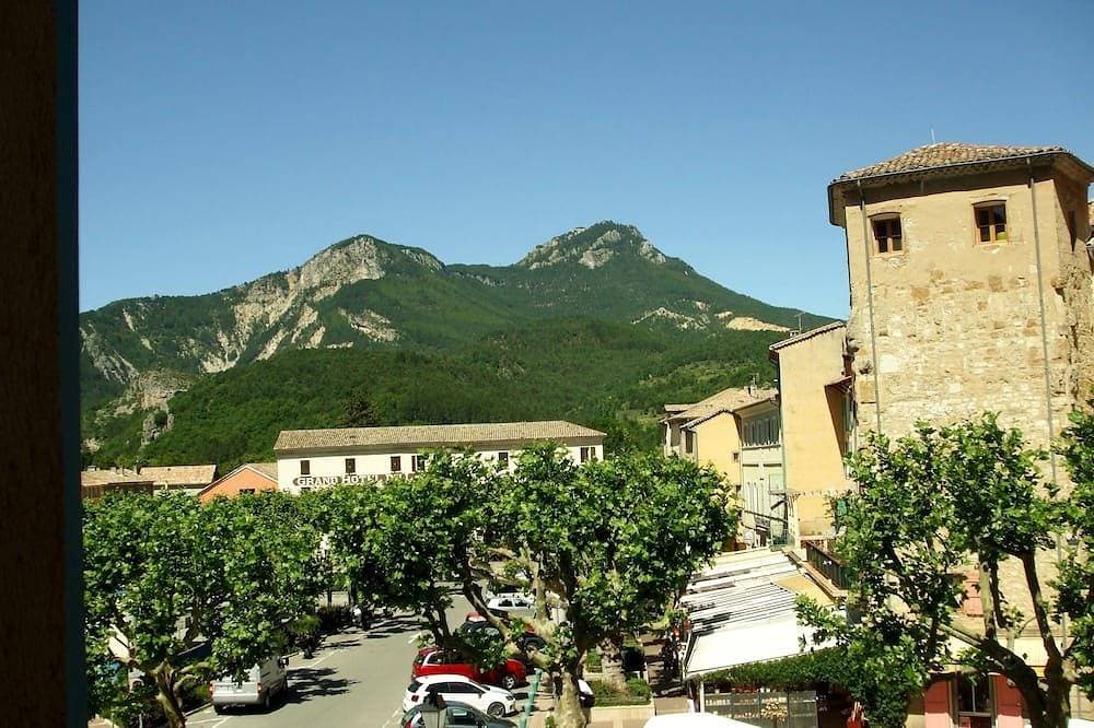 Foto 13 von 15: Schönes T2 Zeitgenössisch In Castellane Vor Den Toren Der Gorges Du Verdon