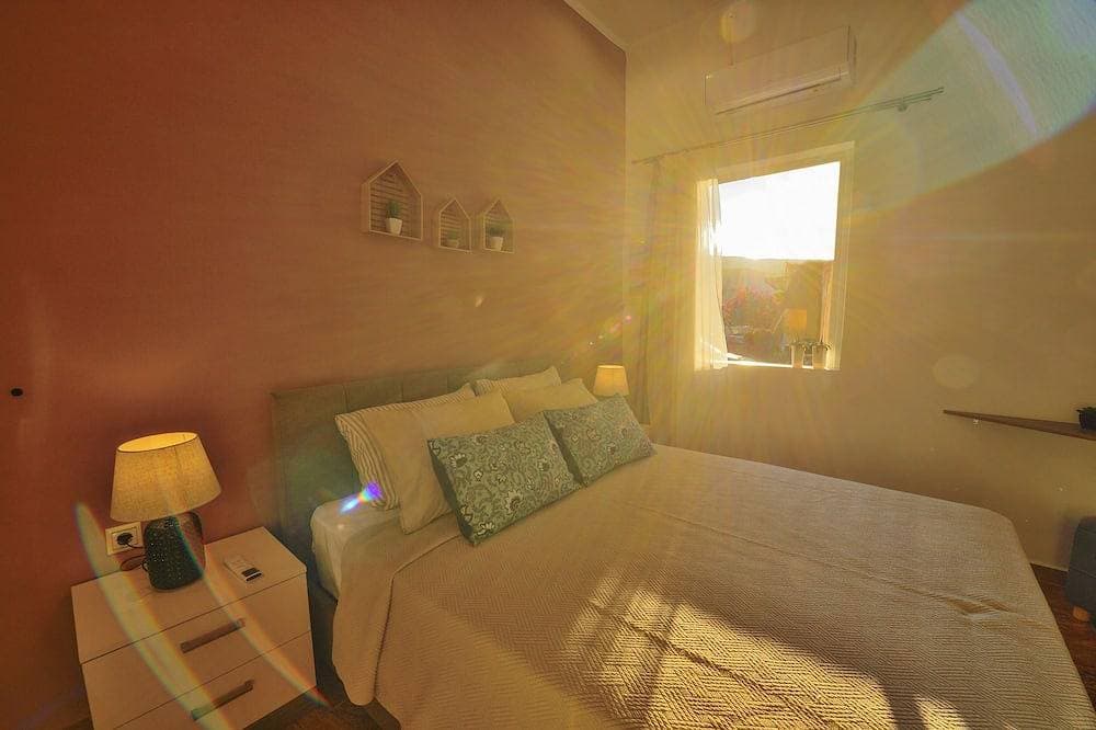 Foto 3 von 18: Mpoulakis Wohnung 46, 3 Schlafzimmer Familienwohnung neben meinem Fotostudio