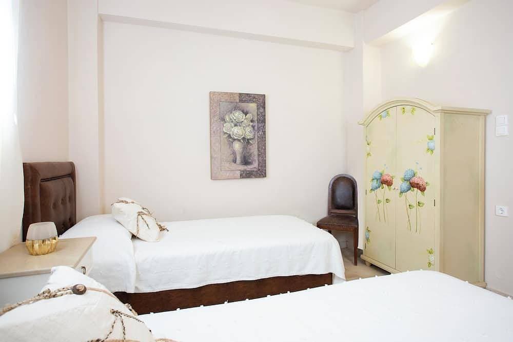 Foto 7 von 30: Traditional villa in a serene environment with amazing sea view in Listaros