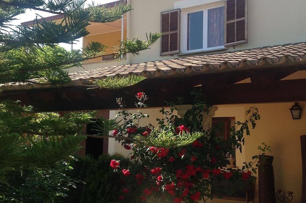 Foto 12 von 30: Rustikales Haus in Finca von 55000 m2 mit Gärten und Pool. 10 Minuten von Palma entfernt