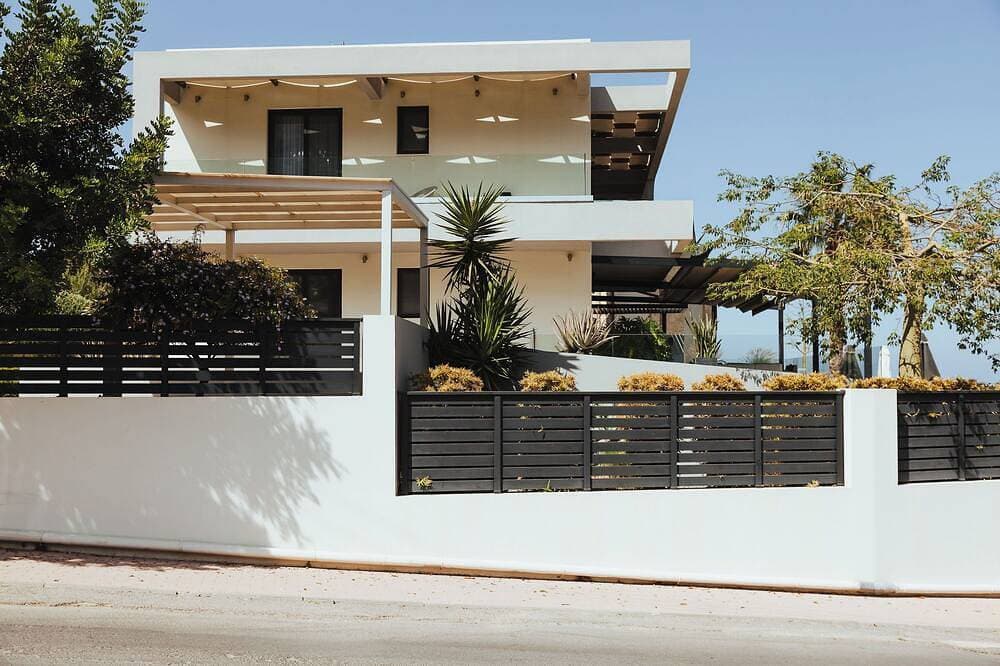 Foto 4 von 30: Orama Villa, rollstuhlgerechte Luxusvilla mit 4 Schlafzimmern, in der Nähe von Annehmlichkeiten