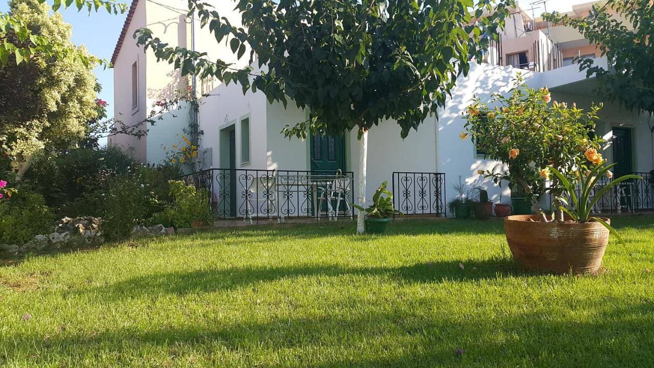 Ampeli Apartments 1