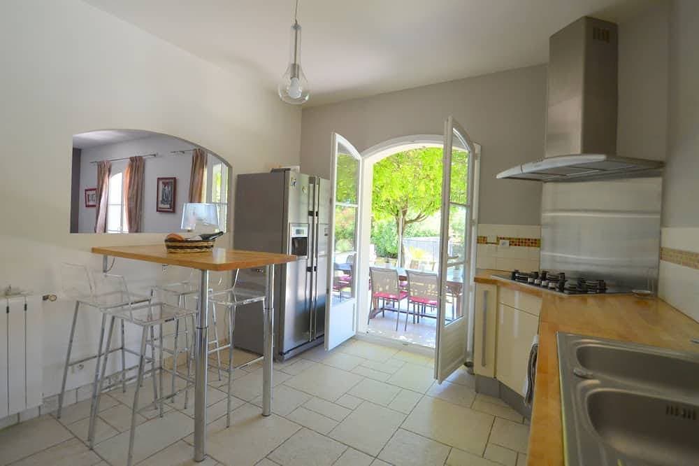 Foto 13 von 24: Haus 190 m2, in der Nähe von Montpellier und Stränden, Schwimmbad, dominante Aussicht, ruhig