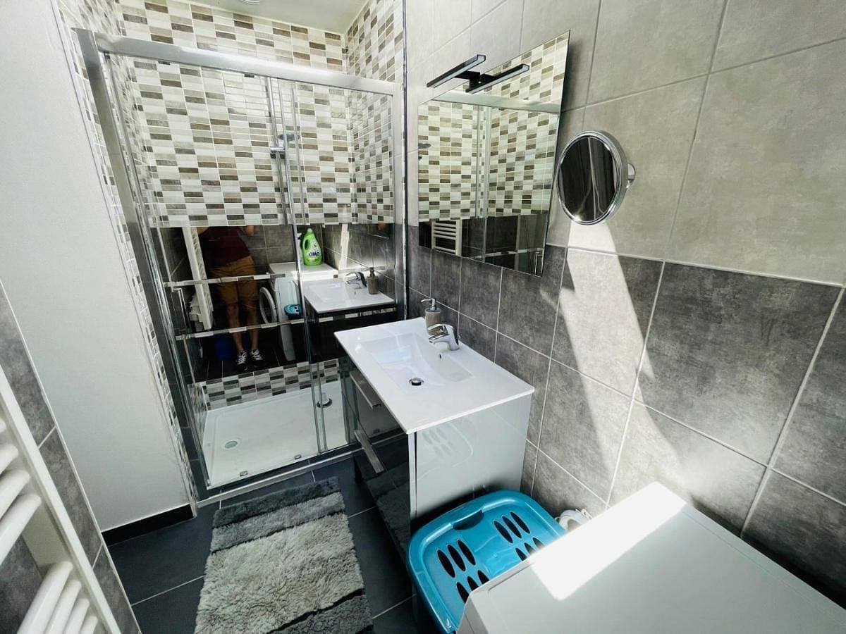 Foto 4 von 6: One-Bedroom Apartment