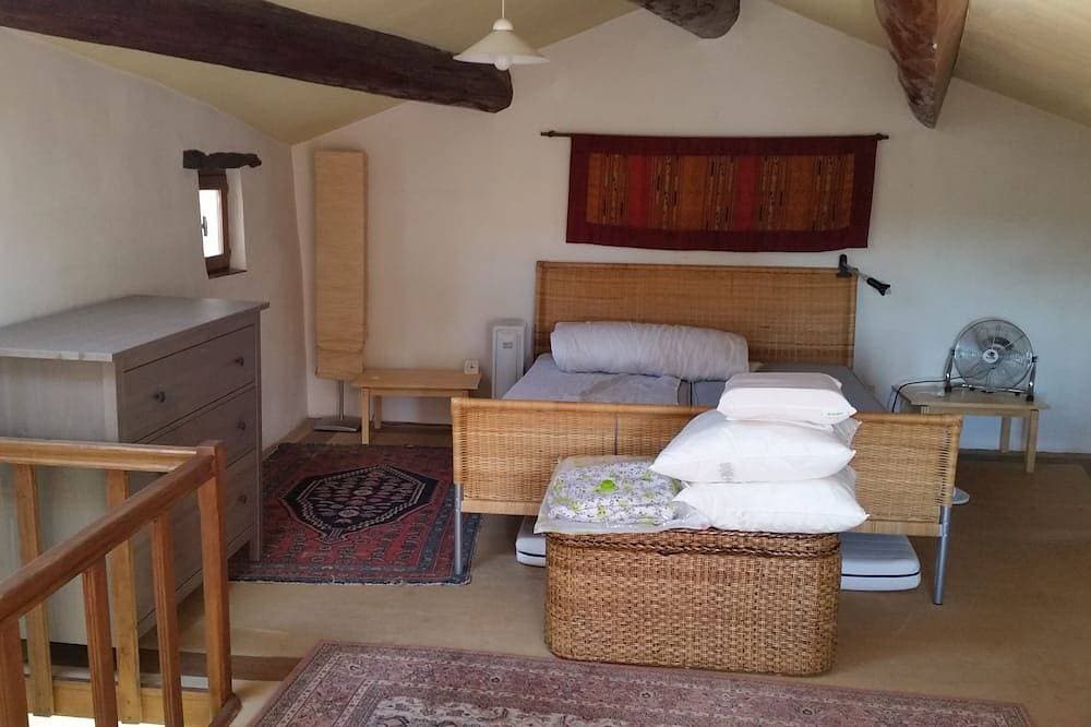 Foto 5 von 25: Wunderschön restauriertes provenzalisches Dorfhaus mit privater Südterrasse.