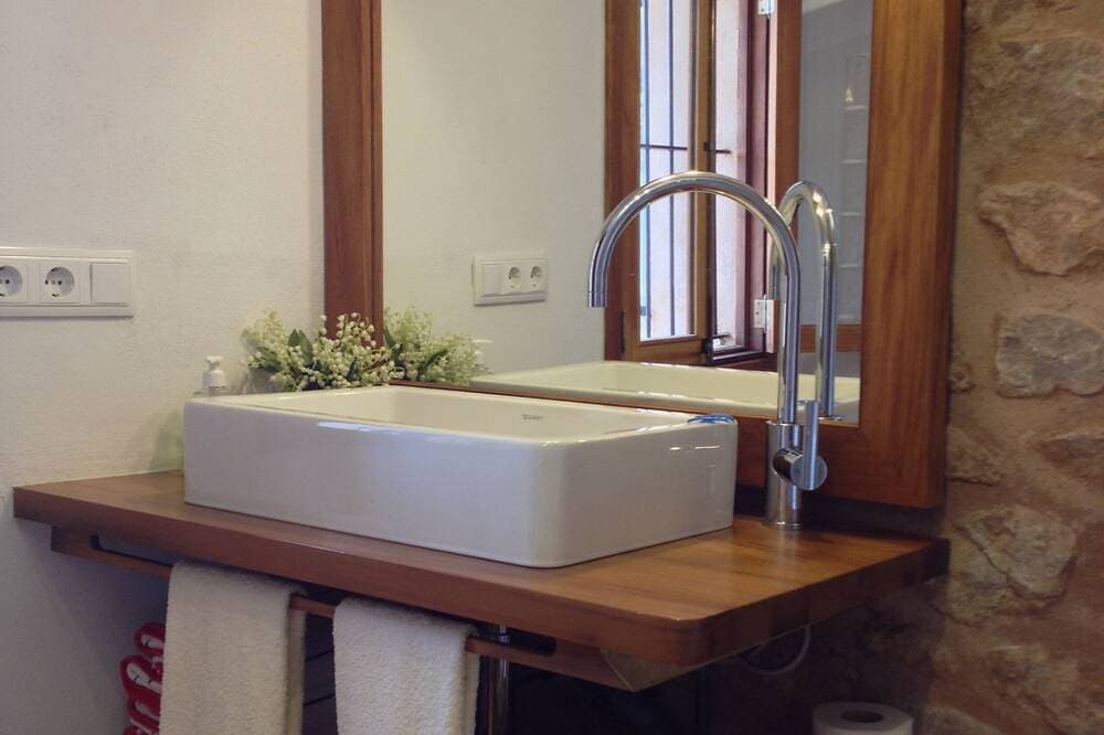 Foto 6 von 30: Tolles Haus, großer privater Außenbereich mit Grill und privatem Pool