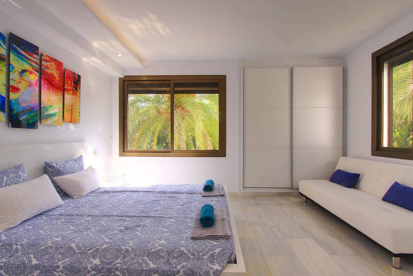 Foto 7 von 33: 1094 Luxurious Golden Beach Duplex Penthouse