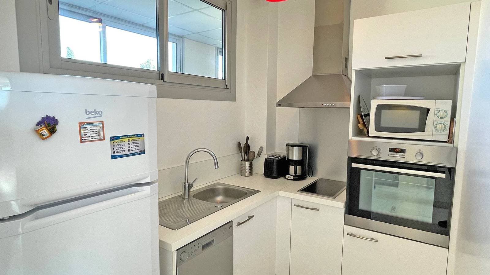 Foto 9 von 13: Apartment T2 - 4 Personen - Stadtzentrum und Strand - Meerblick - Klimaanlage - WiFi - Sainte-Maxime