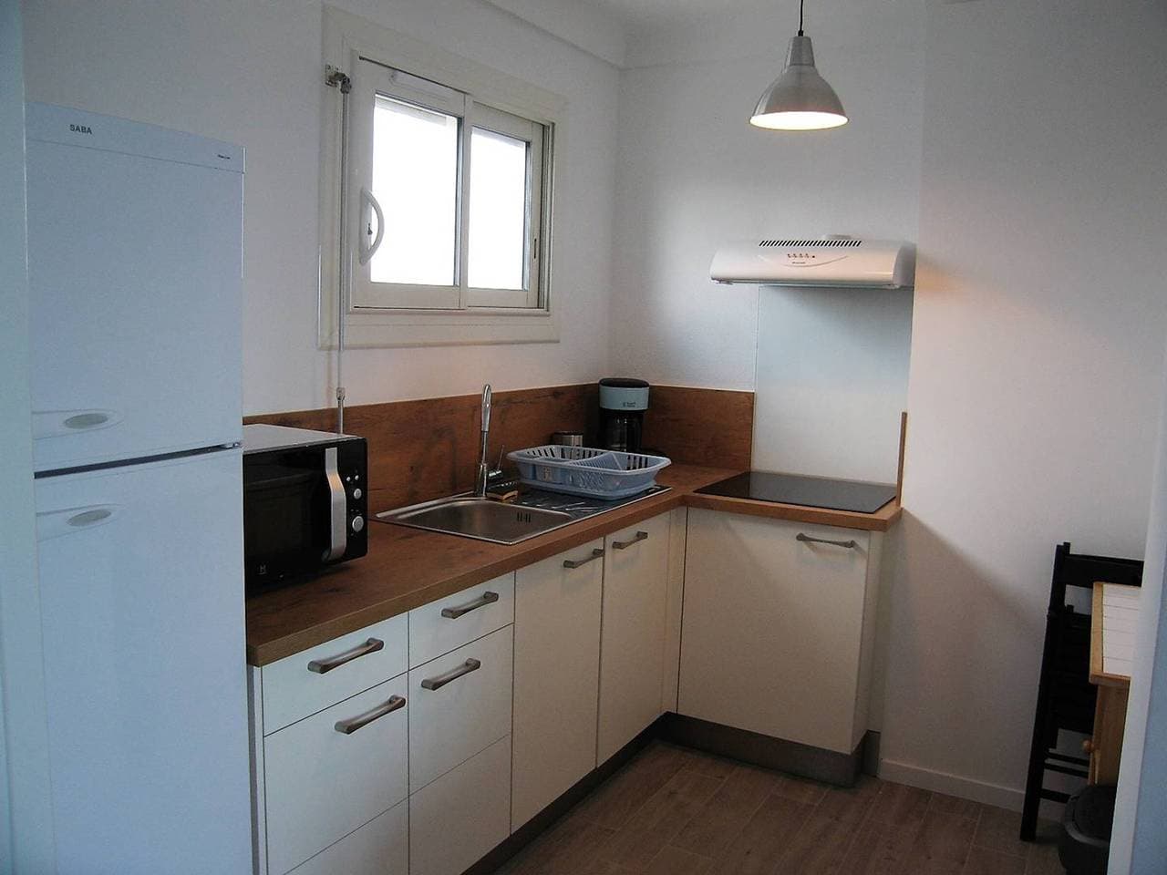 Foto 3 von 18: Renovierte 2-Zimmer-Wohnung, 4 Schlafplätze, Parkplatz, am Strand, Zentrum von Saint-Cyprien
