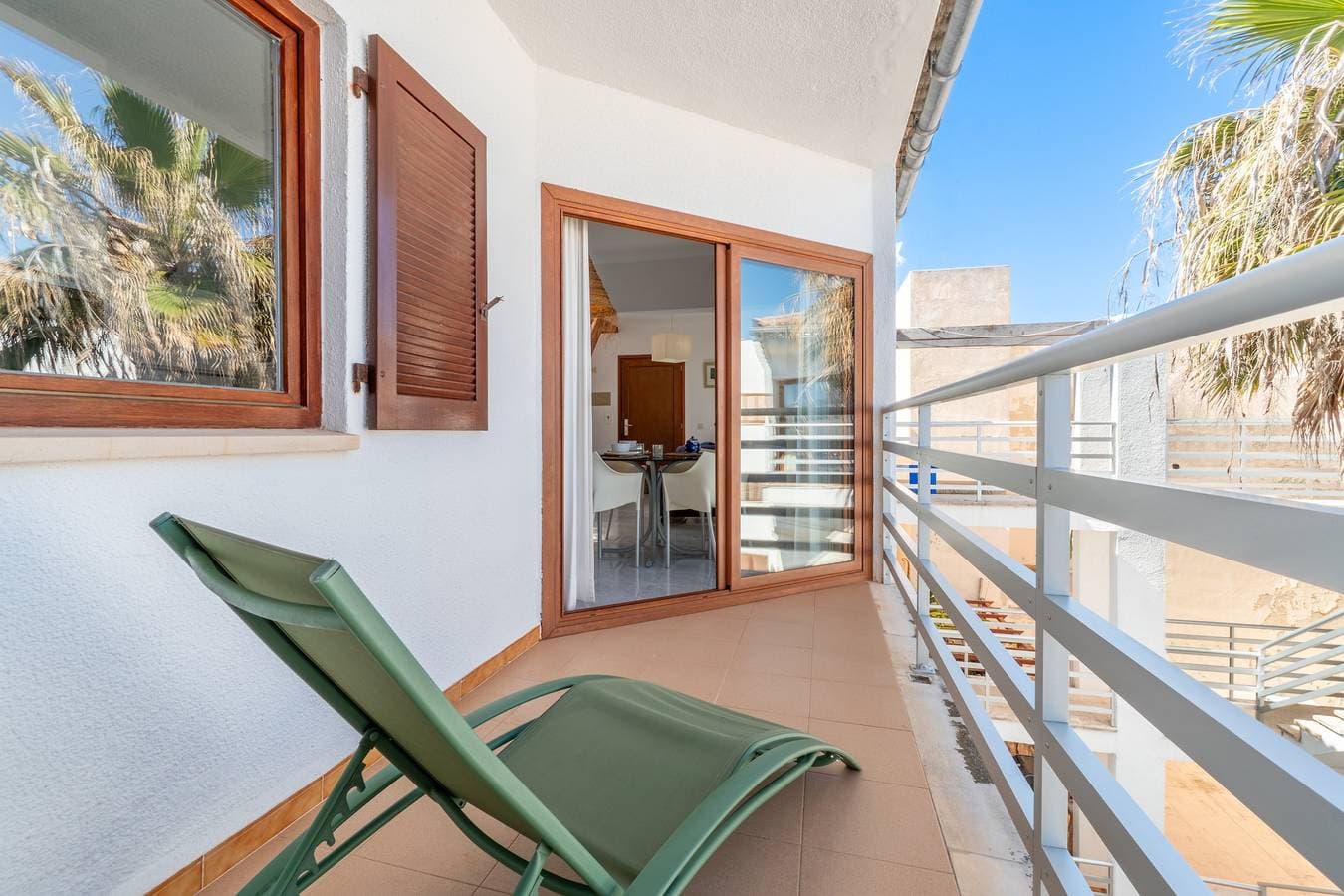 Foto 7 von 43: Ferienwohnung 'Miramar' mit Meer- und Bergblick, privater Terrasse und Wi-Fi