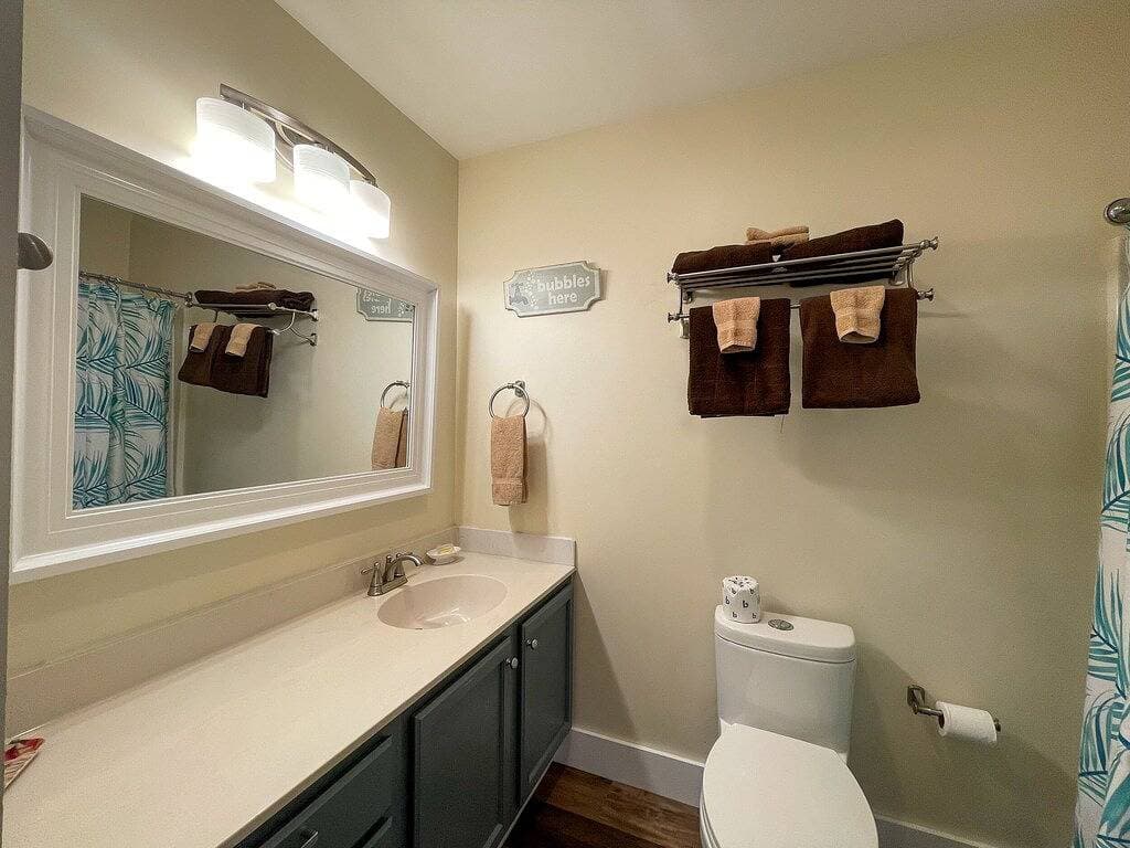 Foto 4 von 21: Poppy's Cottage-Walk to the Casino! WiFi available & Motorcycle Friendly
