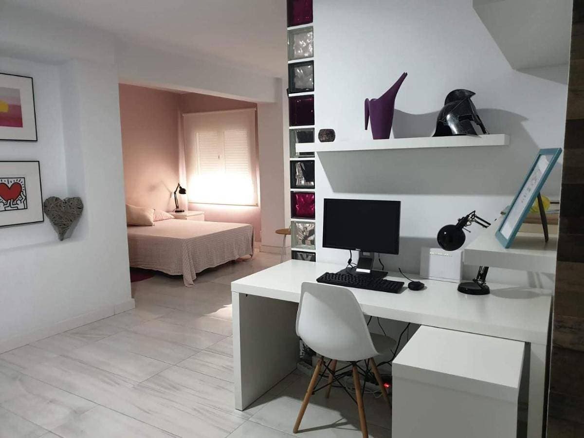 Foto 2 von 8: Studio