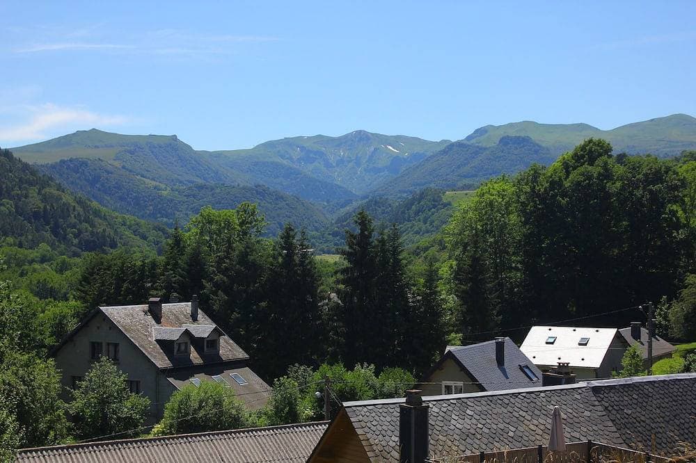 Ferienhaus-Ensuite mit Bad-Bergblick 1
