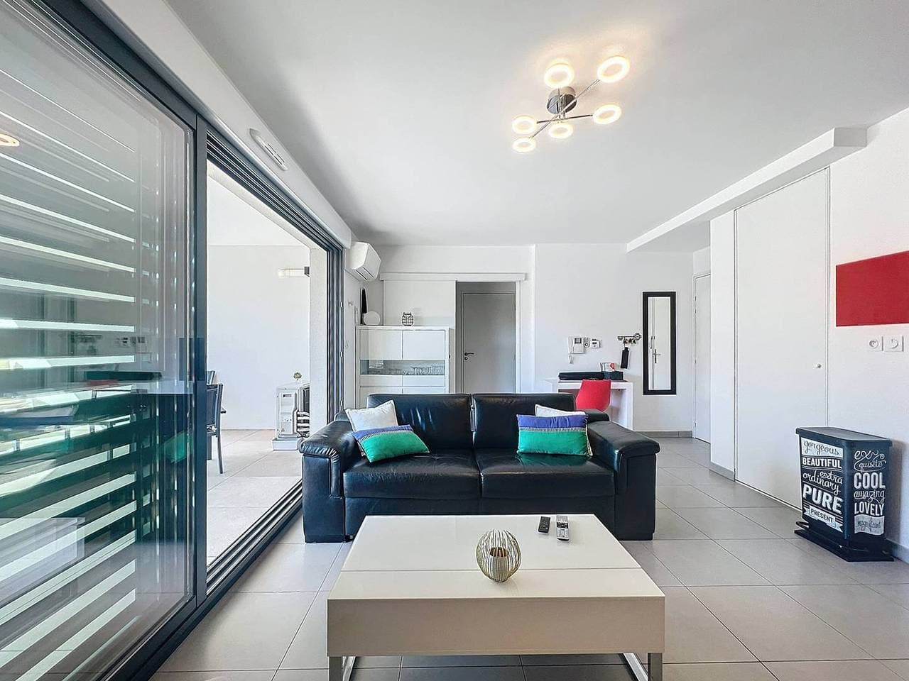 Foto 8 von 24: Modernes T2 mit Terrasse, Klimaanlage und Parkplatz in La Ciotat