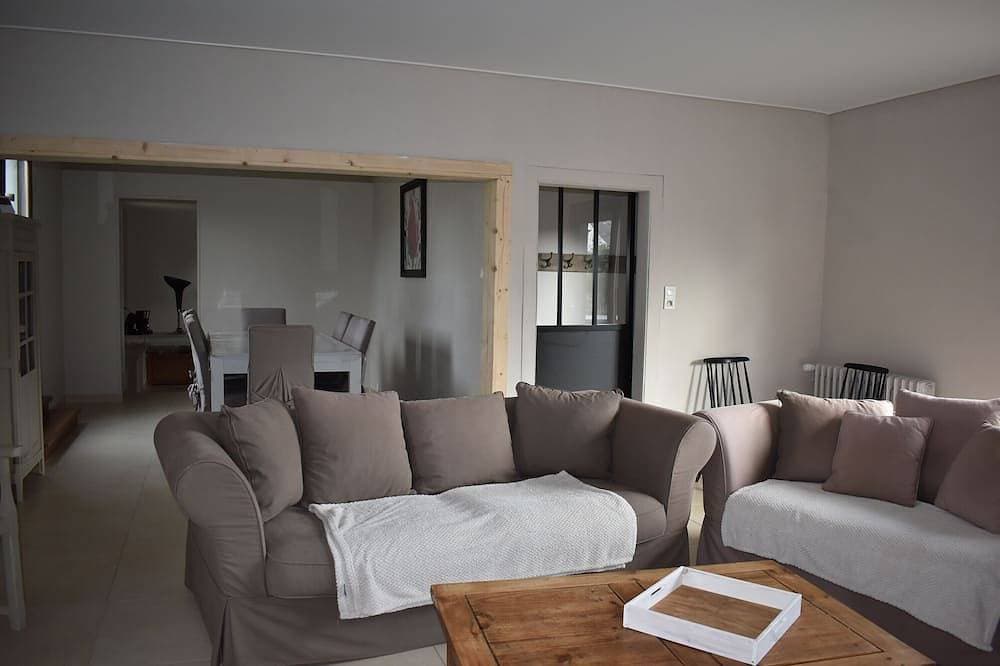 Foto 6 von 8: Gîte \"L'hortensia\" im normannischen Wald für 6 bis 8 Personen.