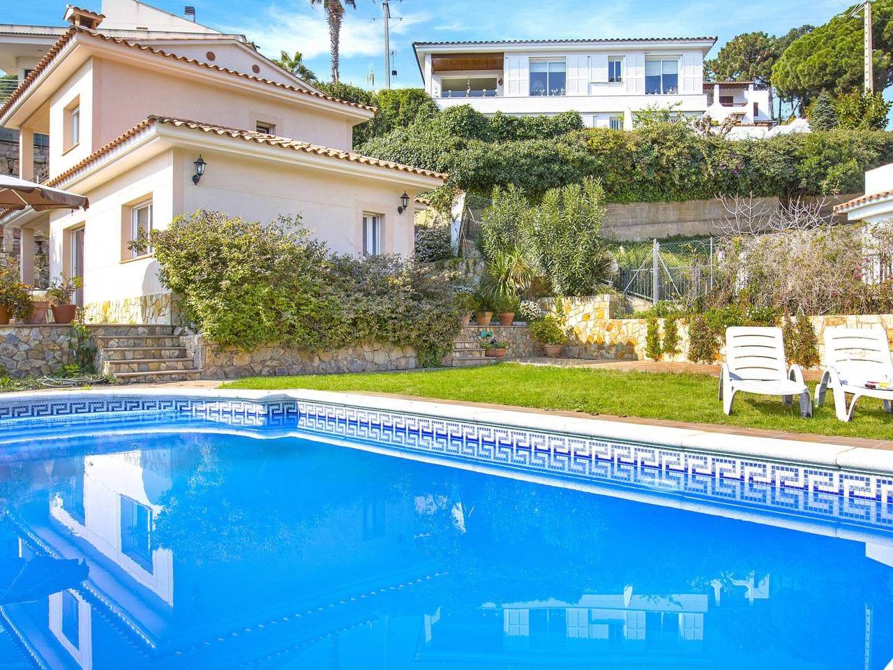 Foto 2 von 19: Villa à Lloret de Mar avec Piscine Privée, 6 Personnes, Parking, Proche de Cala Canyelles
