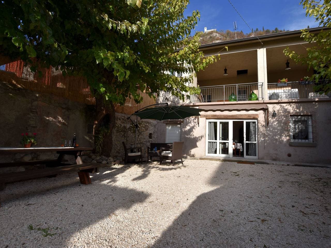 Foto 10 von 42: Villa in der Nähe des Iseosees mit Klimaanlage