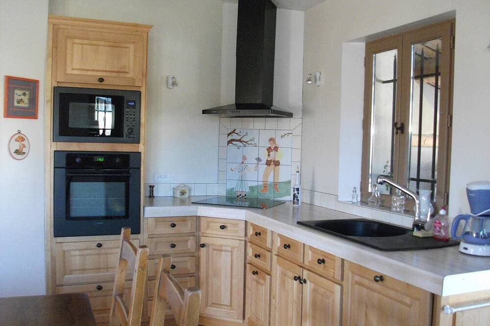 Foto 8 von 21: Bastidon, Pool, 3000 m2 Land, für 2-4 Personen, Apt, Luberon