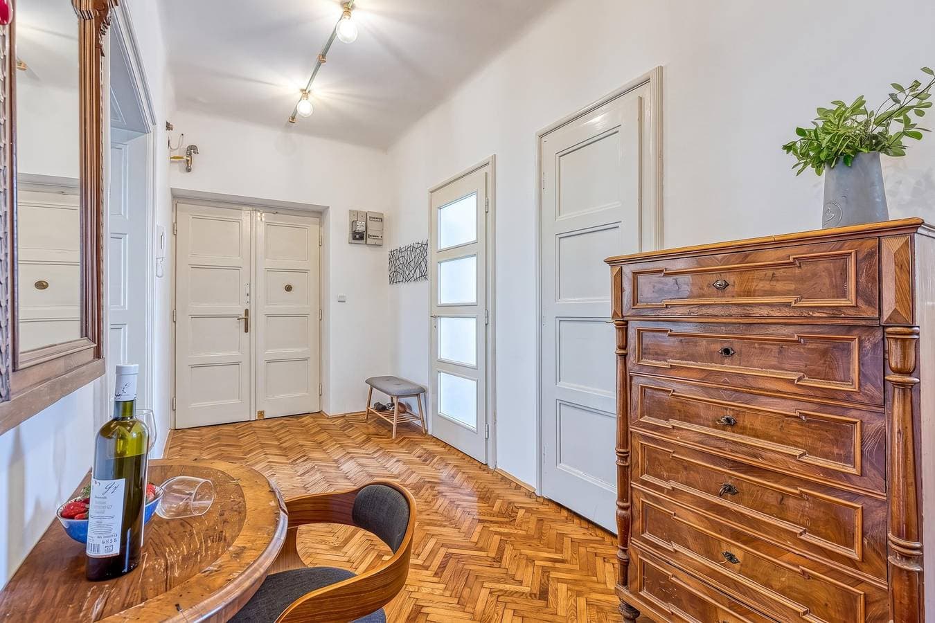Foto 12 von 24: Spacious Apartment In Heart Of Zagreb