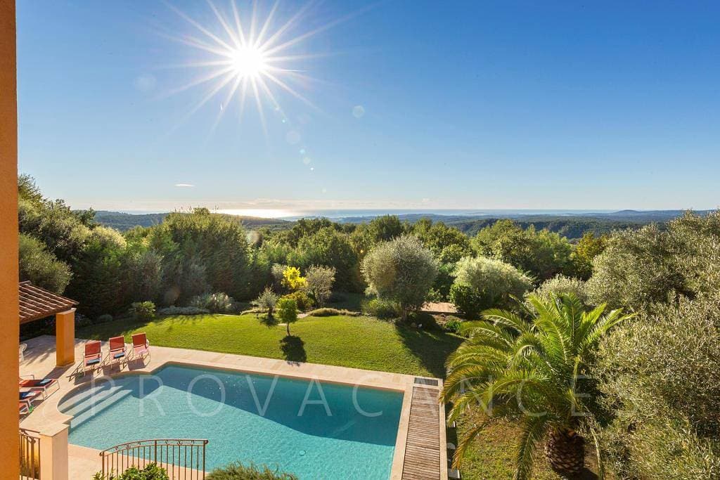 Foto 5 von 88: Ferienhaus mit schönem Meerblick und Homecinema in Tourrettes-sur-Loup