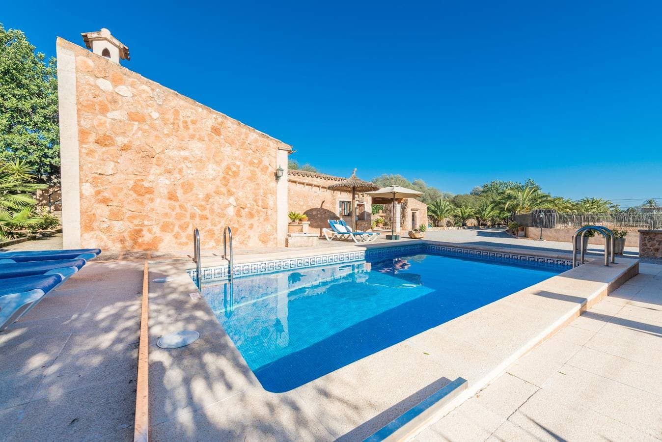 Foto 5 von 45: Hórreo  - Ferienhaus mit privaten Pool in Campos. WiFi gratis