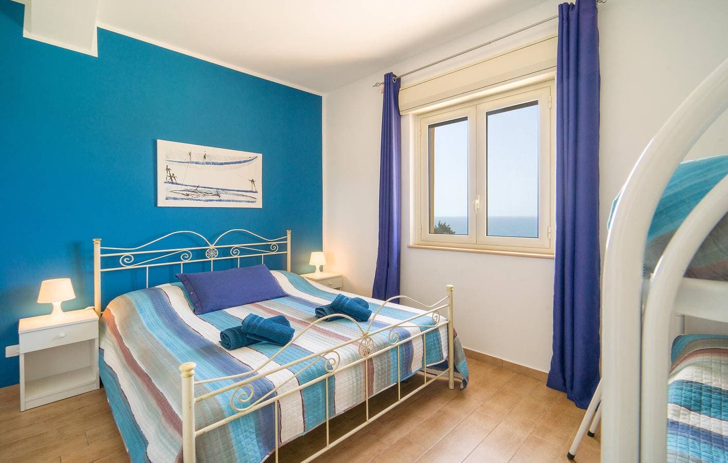 Foto 10 von 35: Apartment mit Meerblick, Pool und Terrasse