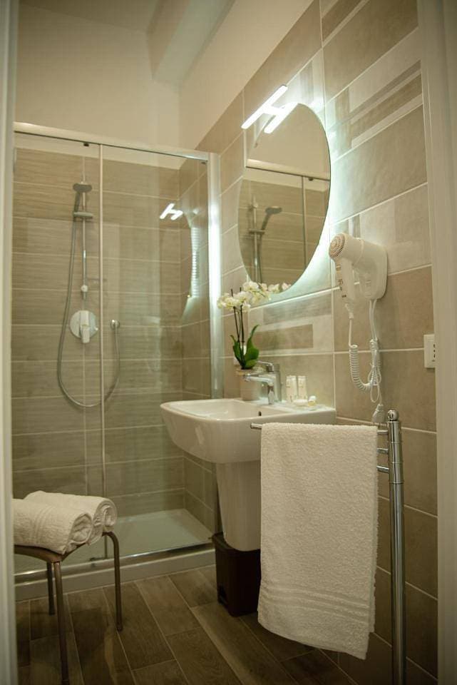 Foto 12 von 17: Deluxe Double Room (2 Adults + 1 Child)