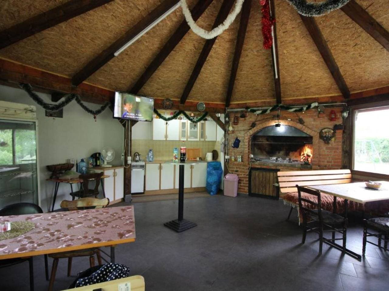 Foto 4 von 35: Four bedroom house with river view