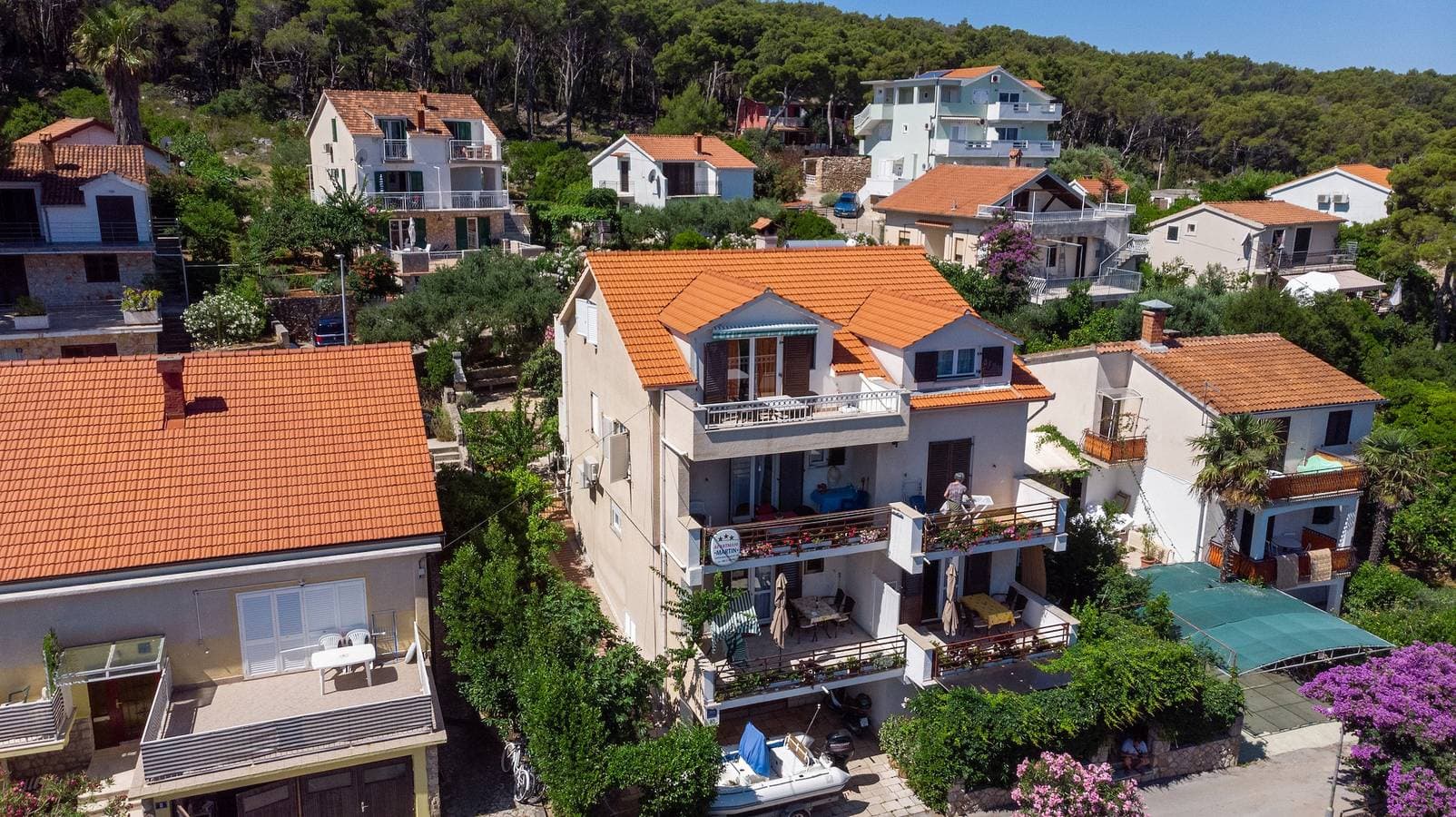 Foto 6 von 32: 1-Zimmer-Ferienwohnung mit Terrasse und Meerblick Jelsa, Hvar A-4017-a