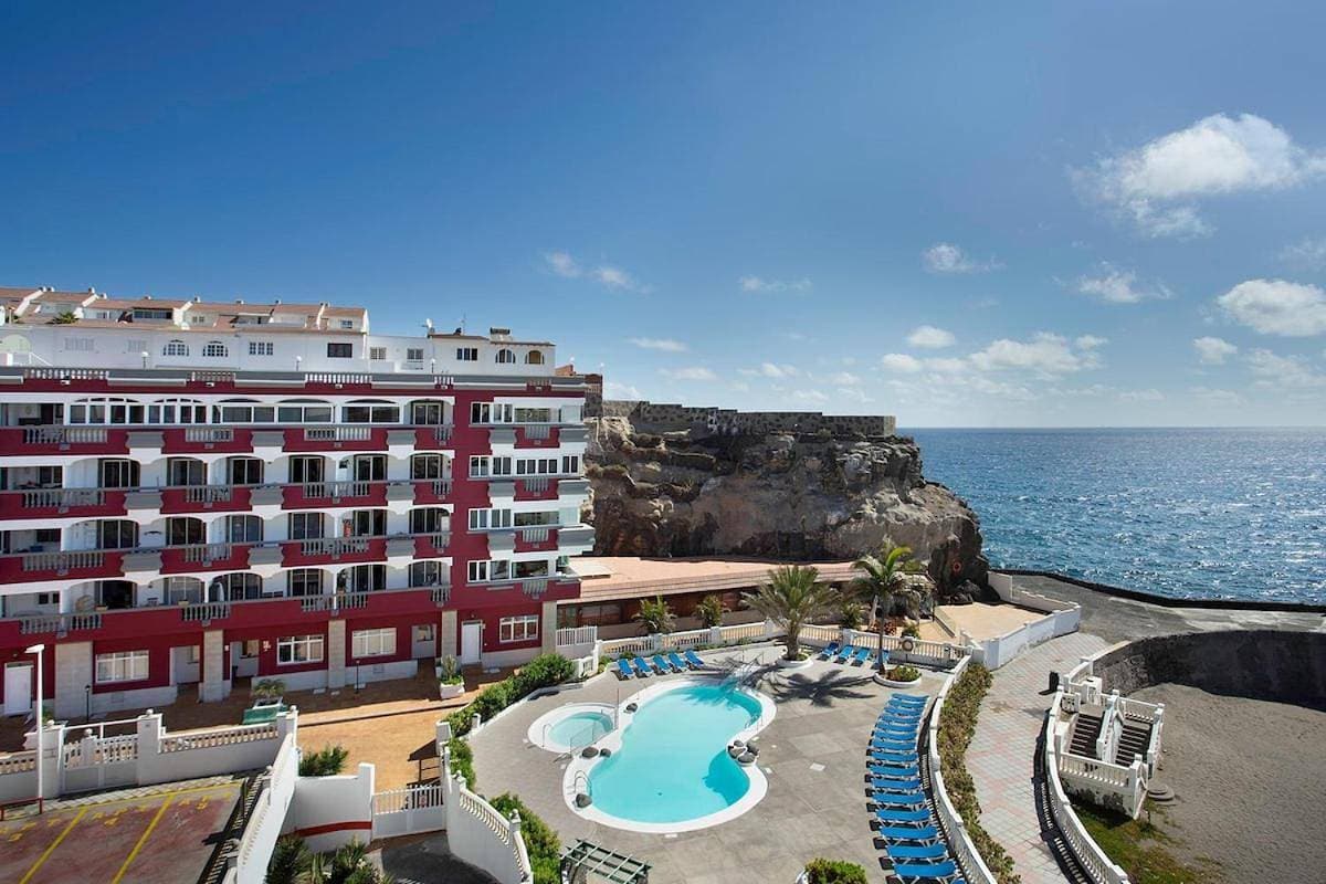 Salema Beach La Estrella 1