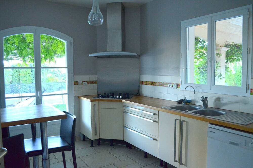 Foto 12 von 24: Haus 190 m2, in der Nähe von Montpellier und Stränden, Schwimmbad, dominante Aussicht, ruhig
