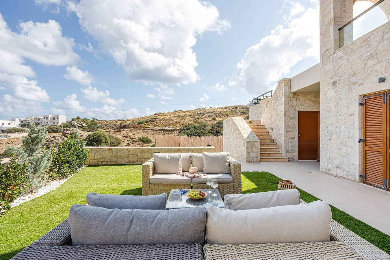 Foto 5 von 44: Villa für 8 Personen mit Balkon