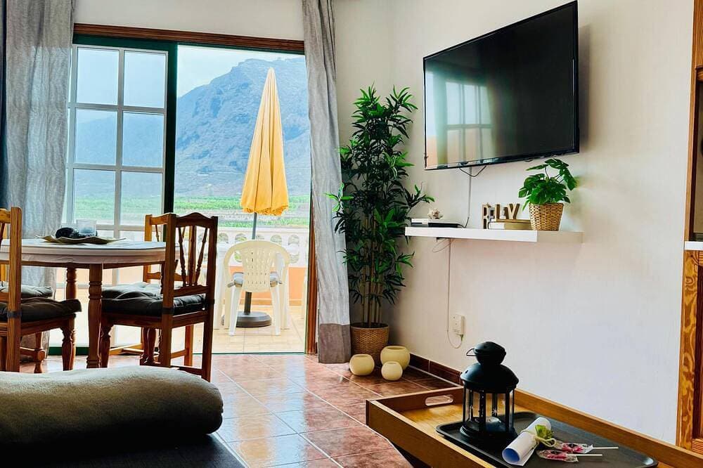 Foto 9 von 30: Relax Penthouse Meer- und Bergblick direkt an der Küste mit Meeresrauschen