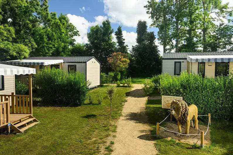 Foto 5 von 41: Mobilheim Lancelot Standard 27m² (2 Zimmer) + halbüberdachte Terrasse 4 Personen