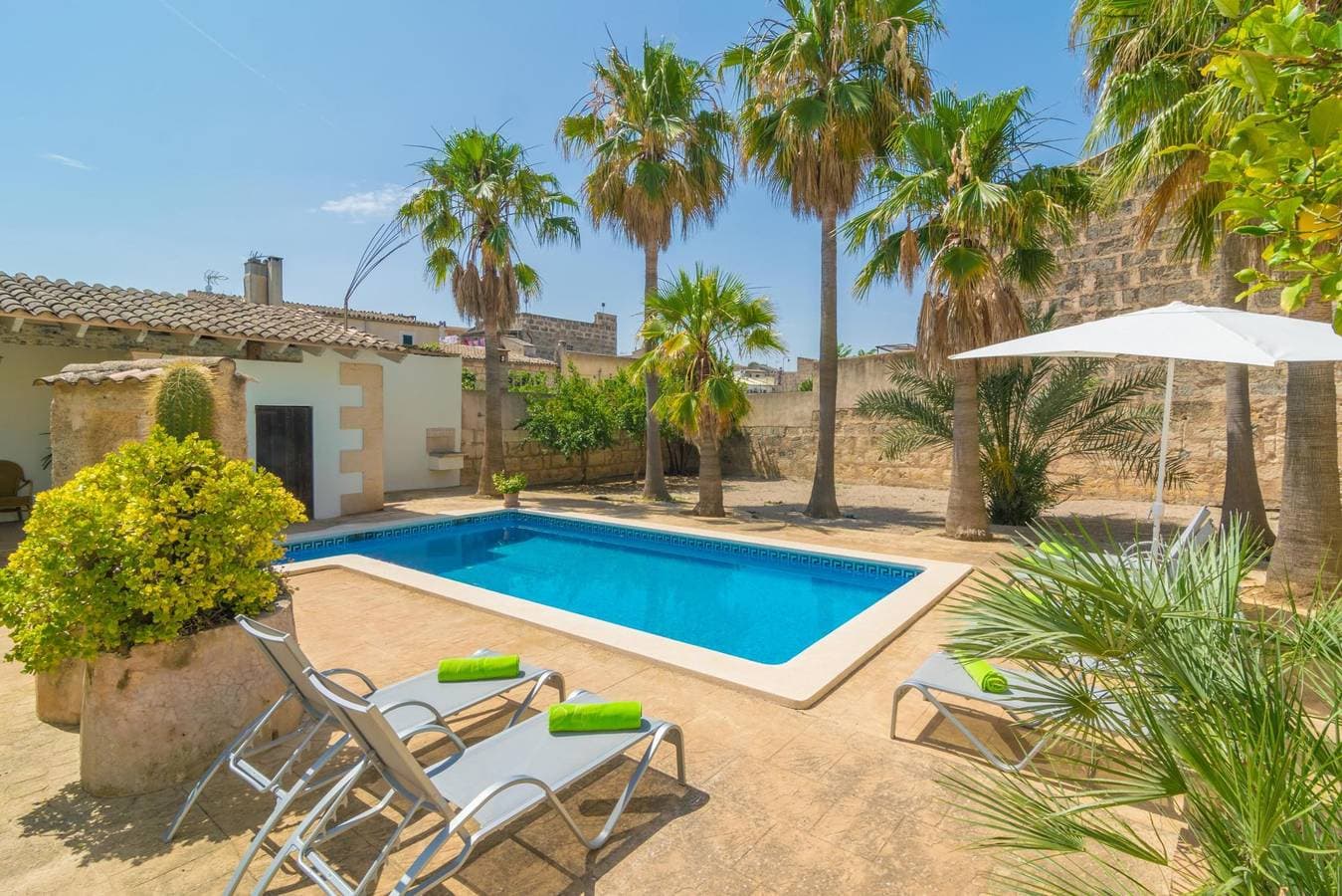 Foto 2 von 45: Sa Verdera - Ferienhaus mit privaten Pool in Maria De La Salut. WiFi gratis
